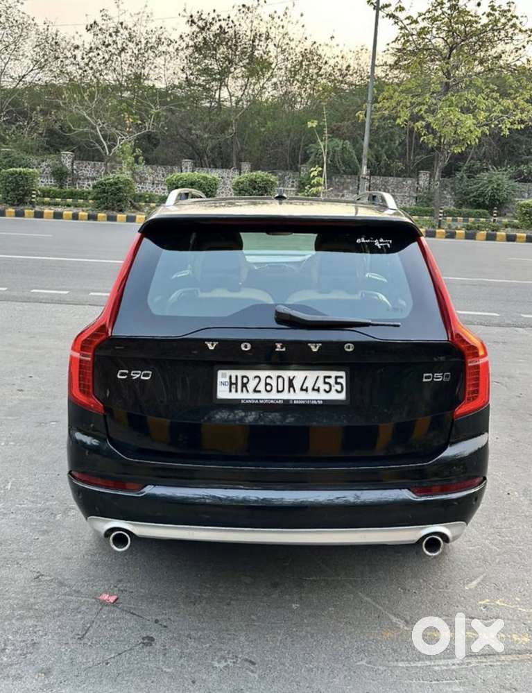 Volvo Xc90 Momentum Luxury, 2017, Diesel