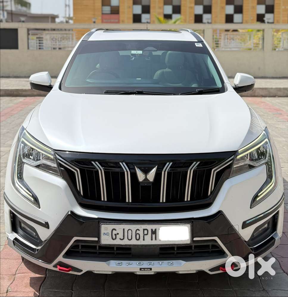 Mahindra Xuv700 Ax7l 6 Str At, 2023, Diesel