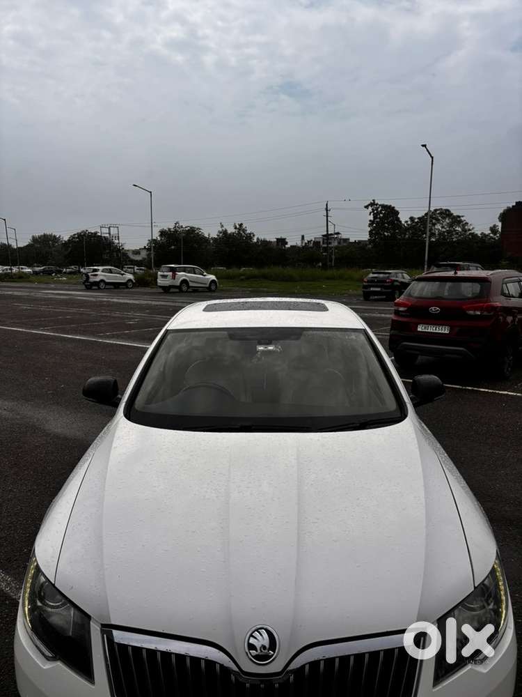Skoda Superb Elegance 2014