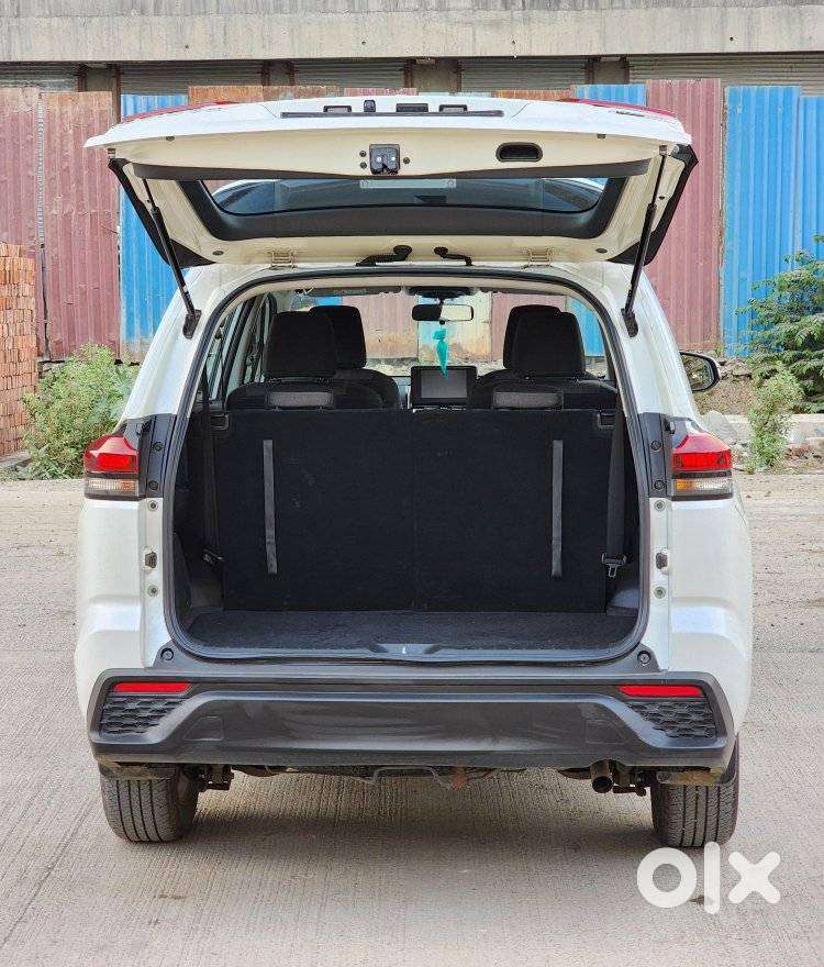 Maruti Suzuki Invicto Zeta Plus 7str, 2024, Petrol