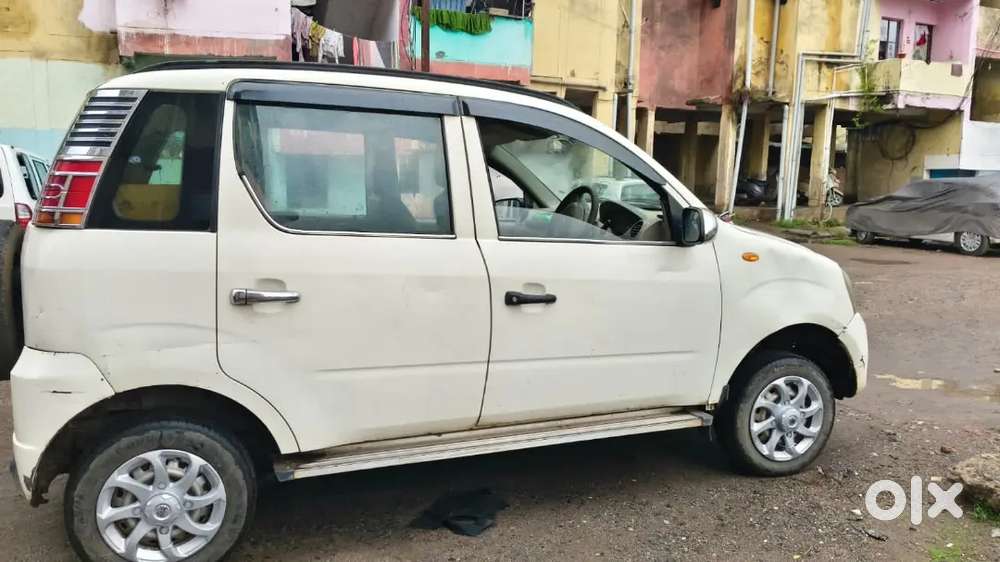 Mahindra Quanto 1.5 C4 2012 Second Owner