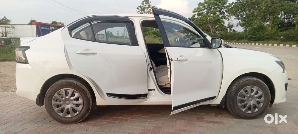Maruti Suzuki Dzire 1.2 Vxi, 2025, Petrol