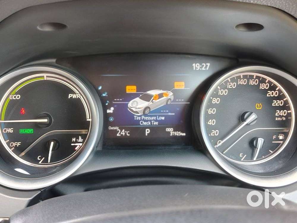 Toyota Camry 2.5l Automatic, 2024, Petrol