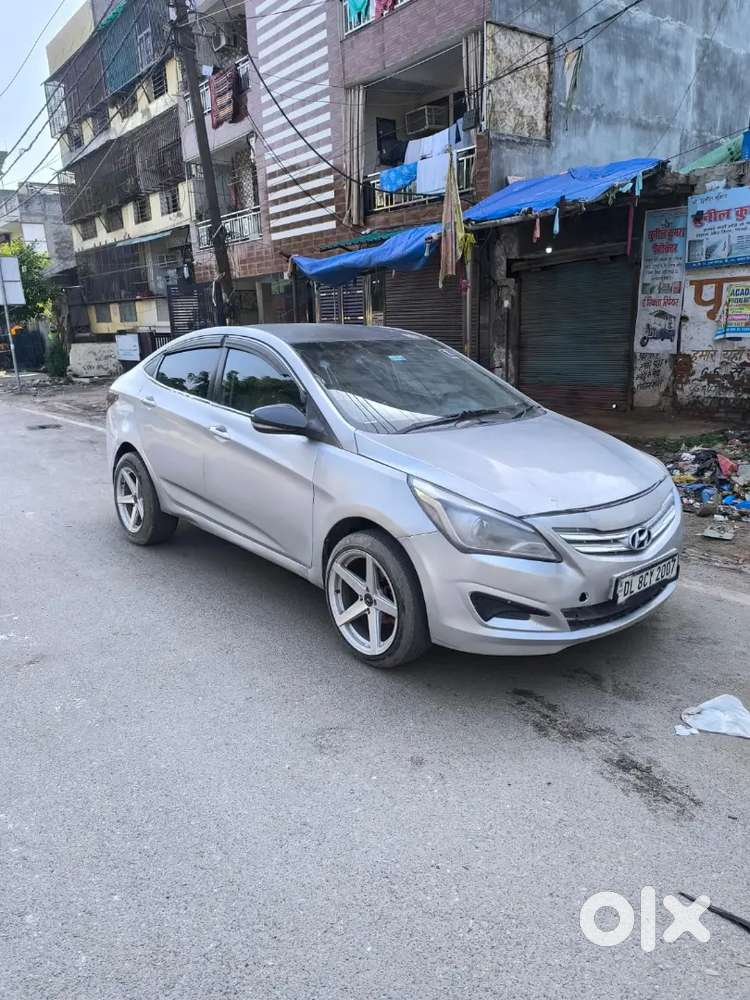 Hyundai Verna Crdi 2016 Top Model Vip Number