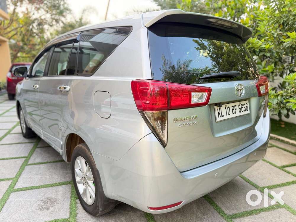 Toyota Innova Crysta 2.4 G Mt 7 Str, 2017, Diesel