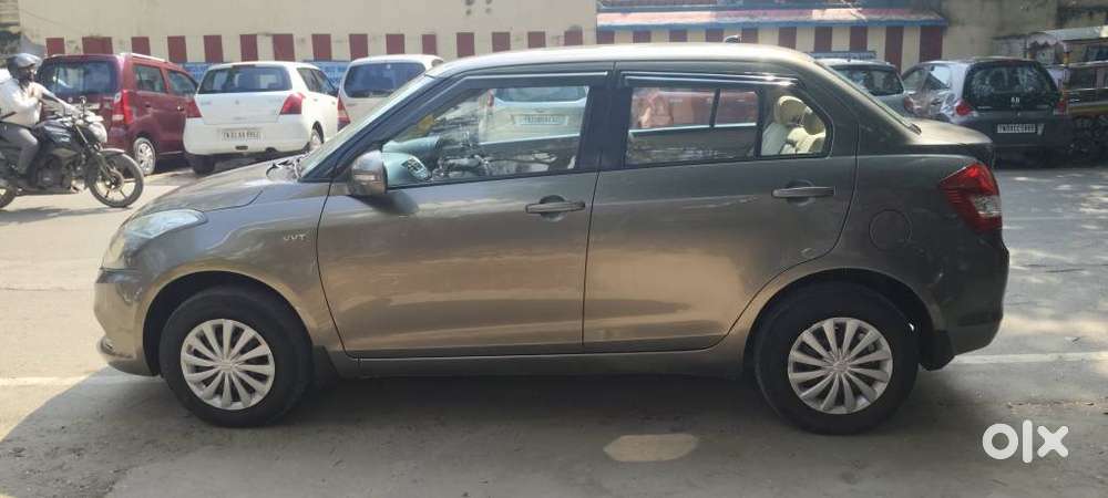 Maruti Suzuki Swift Dzire Amt Vxi, 2015, Petrol