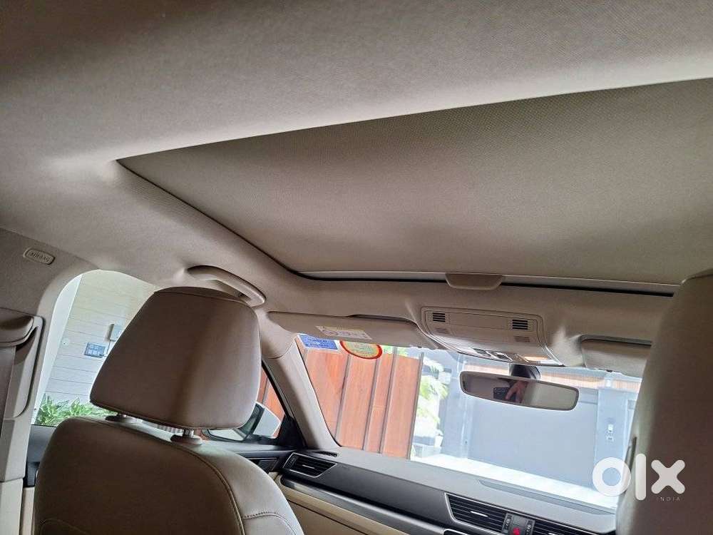 Skoda Superb Style 1.8 Tsi At, 2018, Petrol