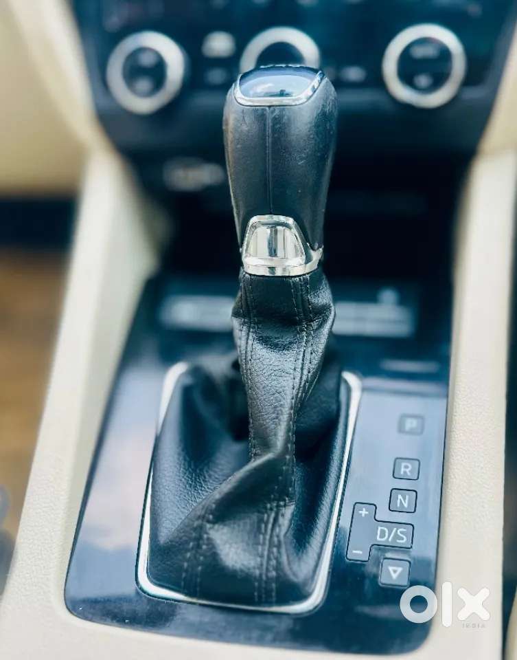 Skoda Octavia 1.8 Tsi At L K, 2020, Petrol
