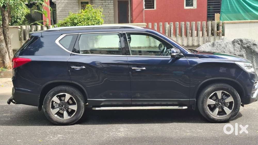 Mahindra Alturas G4 4x2 At, 2022, Diesel