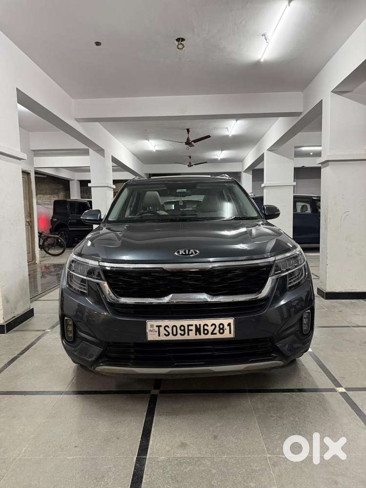 Kia Seltos 2020 Sunroof Variant Petrol Well Maintained