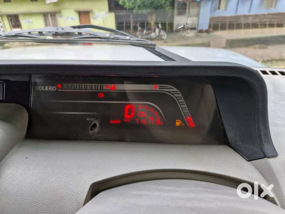 2018 Model Bolero 7 Seater Bs4 Engine With Excellent Condition