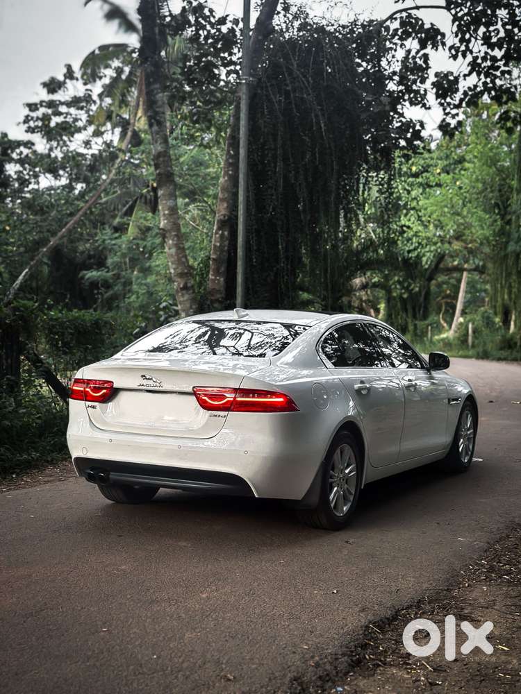 Jaguar Xe 2.0l Diesel Pure, 2018, Diesel