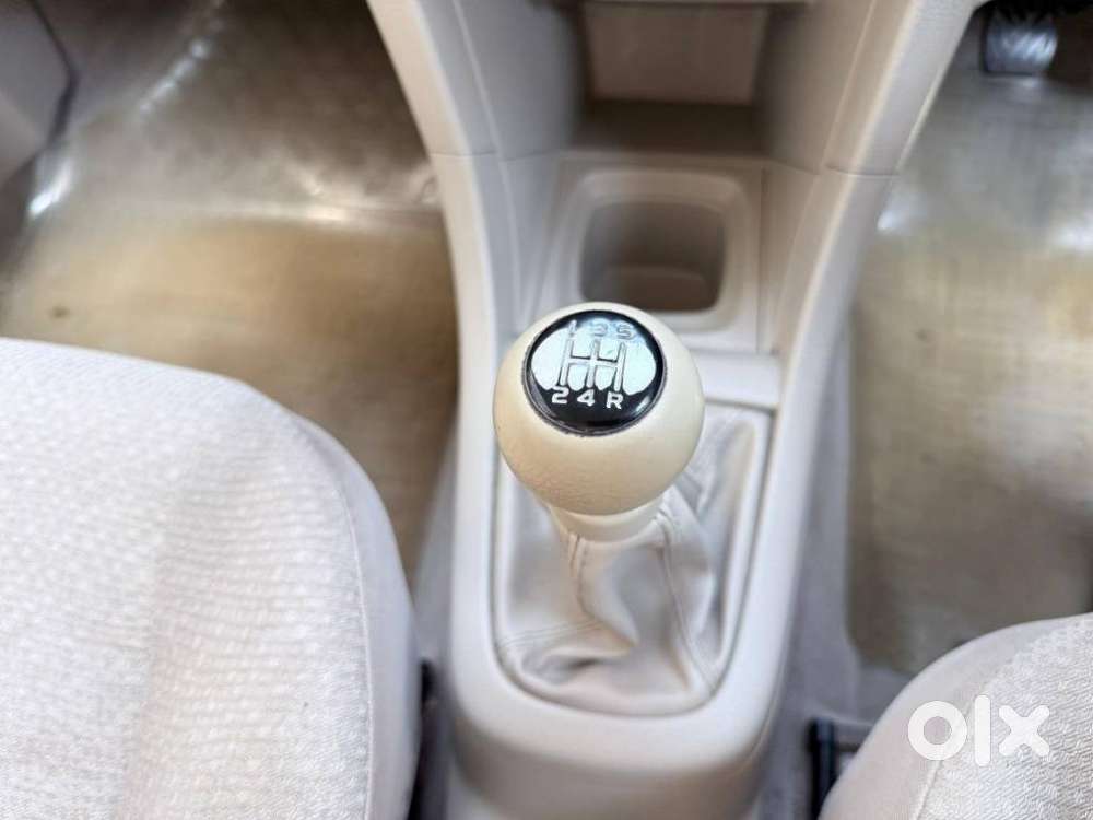 Maruti Suzuki Dzire 1.2 Vxi, 2014, Petrol