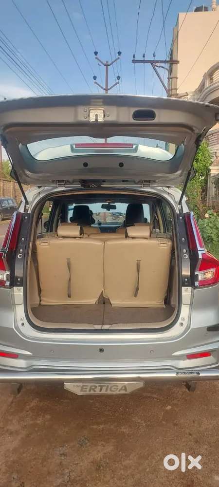 Maruti Suzuki Ertiga Vxi 2025