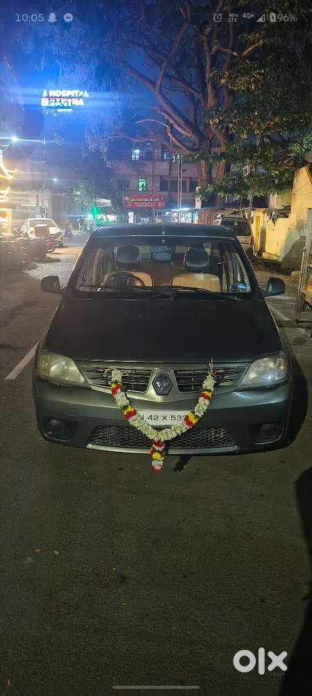 Mahindra Renault Logan 2010