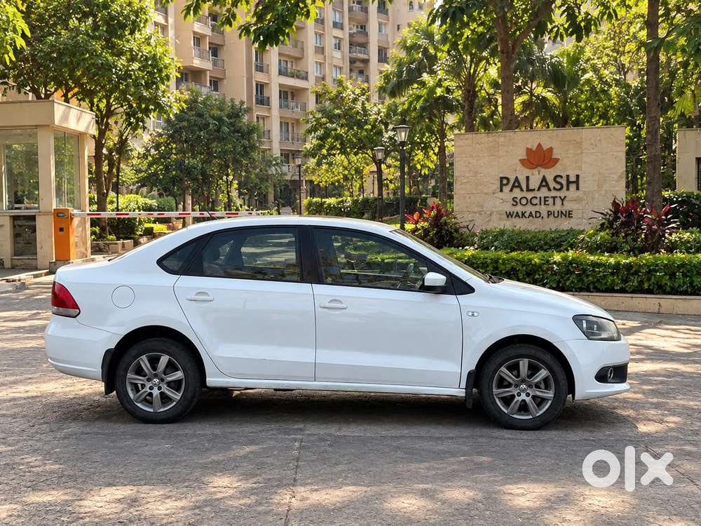 Volkswagen Vento Sport 1.2 Tsi At, 2015, Petrol