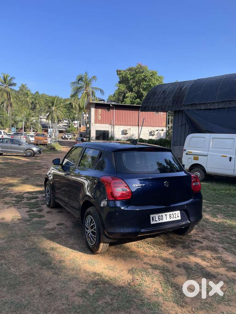 Maruti Suzuki Swift Vxi Optional, 2022, Petrol
