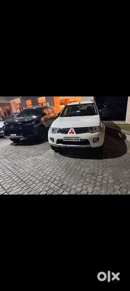 Neatly Mantain Pajero Sport