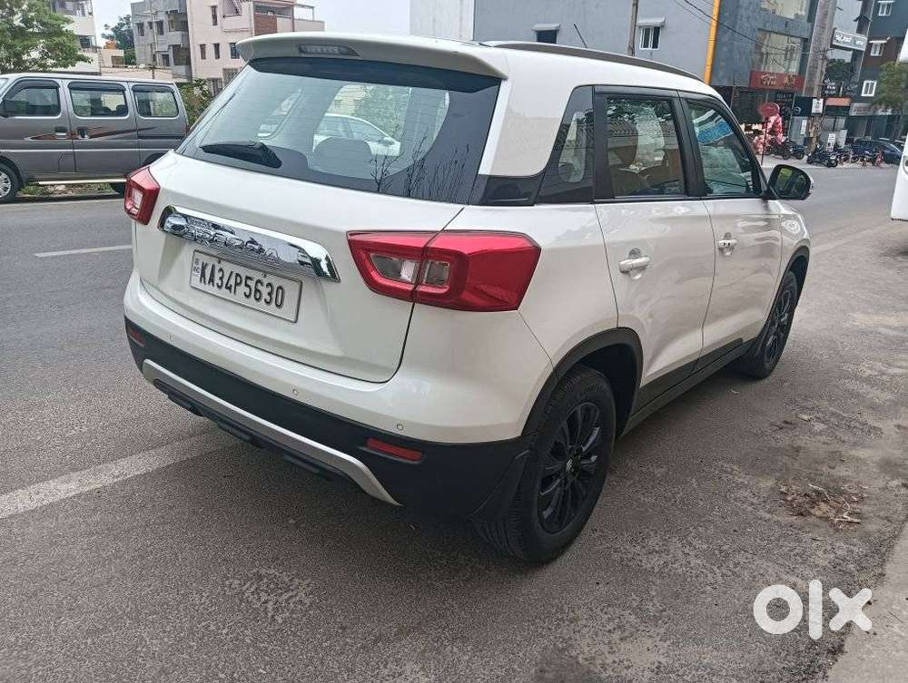 Maruti Suzuki Brezza 1.5 Zxi Smart Hybrid, 2022, Petrol