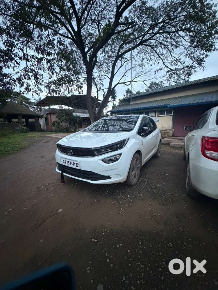 Tata Altroz Petrol 2021