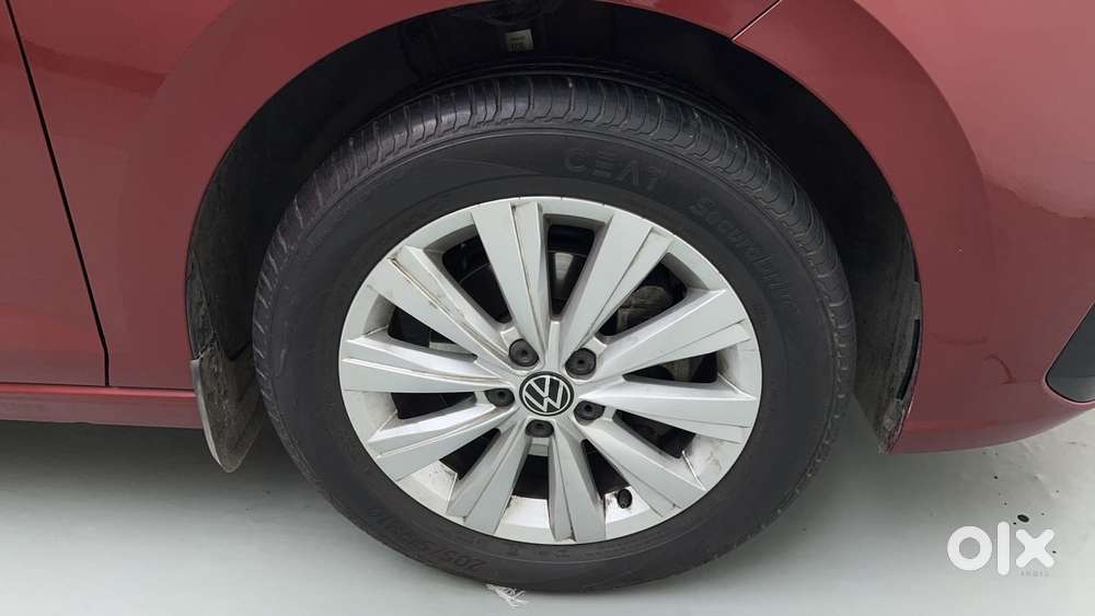 Volkswagen Virtus Highline Plus 1.0 Tsi At, 2024, Petrol