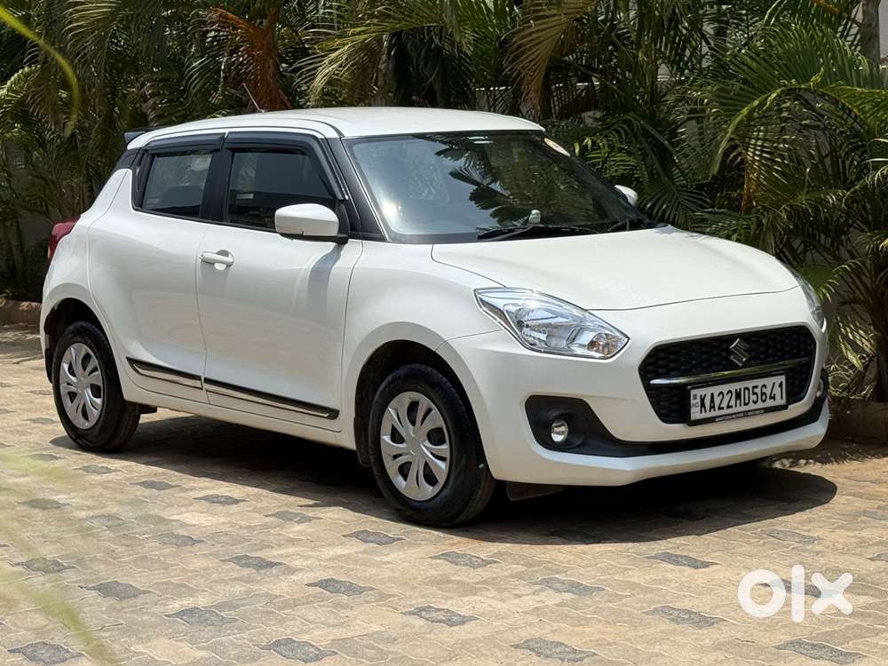 Maruti Suzuki Swift Vxi + Manual, 2023, Petrol