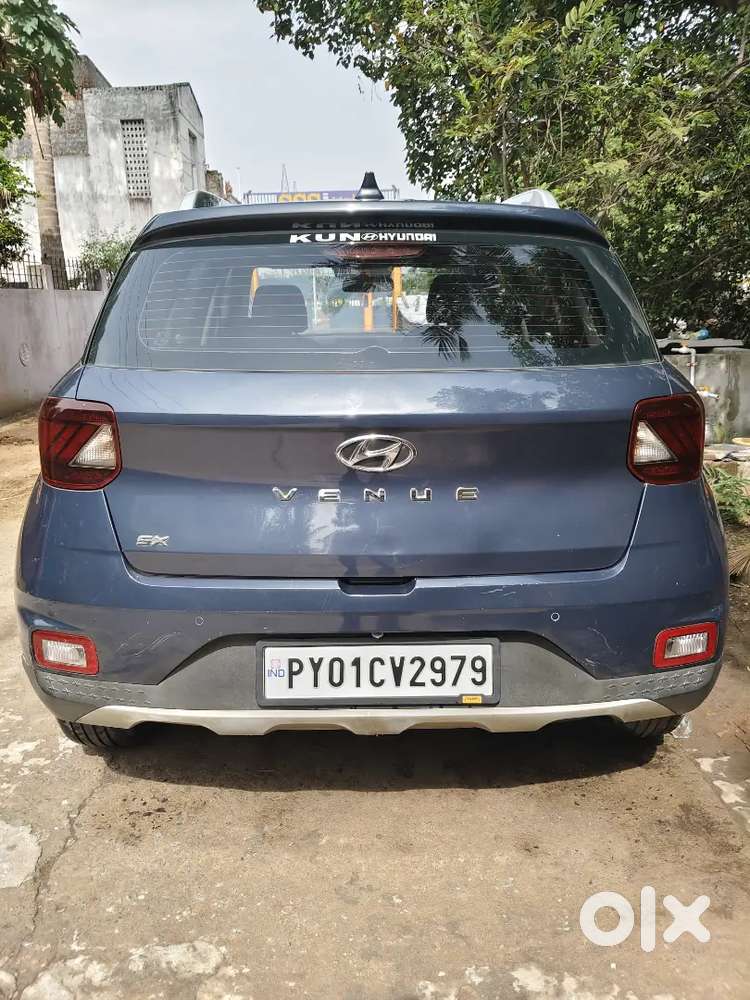 Hyundai Venue 2019 Diesel 131000 Km Driven