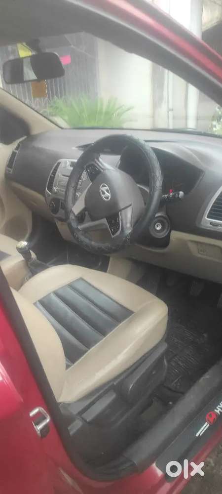 Hyundai I20 Petrol Asta 2010 Car Top Model,