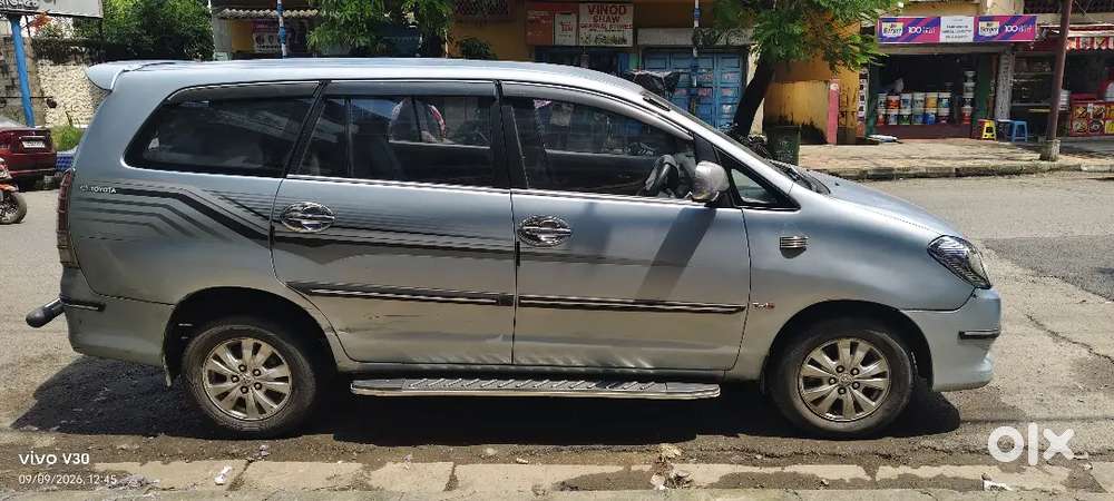 Toyota Innova Hycross 2.0 2010