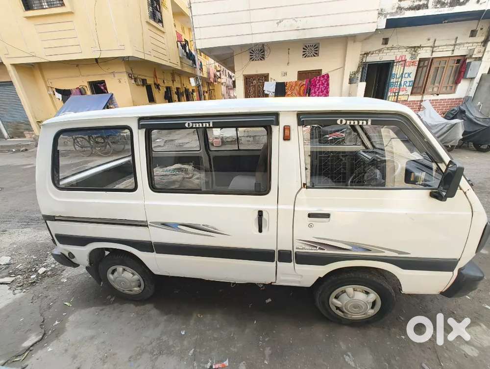 Maruti Suzuki Omni 2013