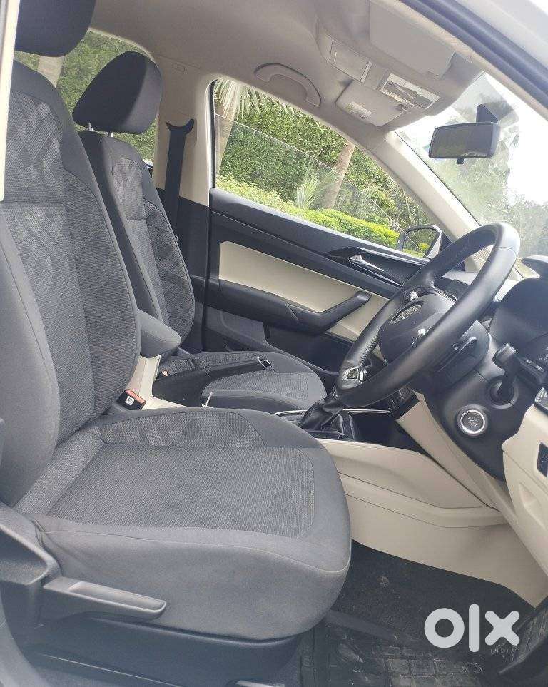 Skoda Slavia 1.0 Tsi Style At, 2023, Petrol