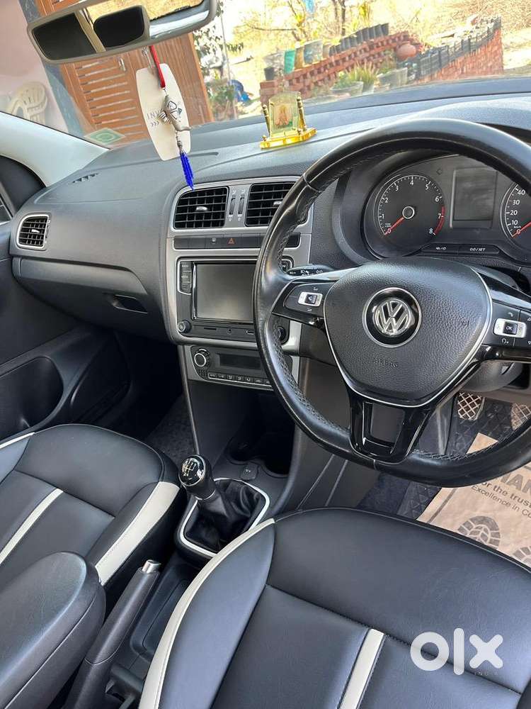Volkswagen Petrol Car 2017