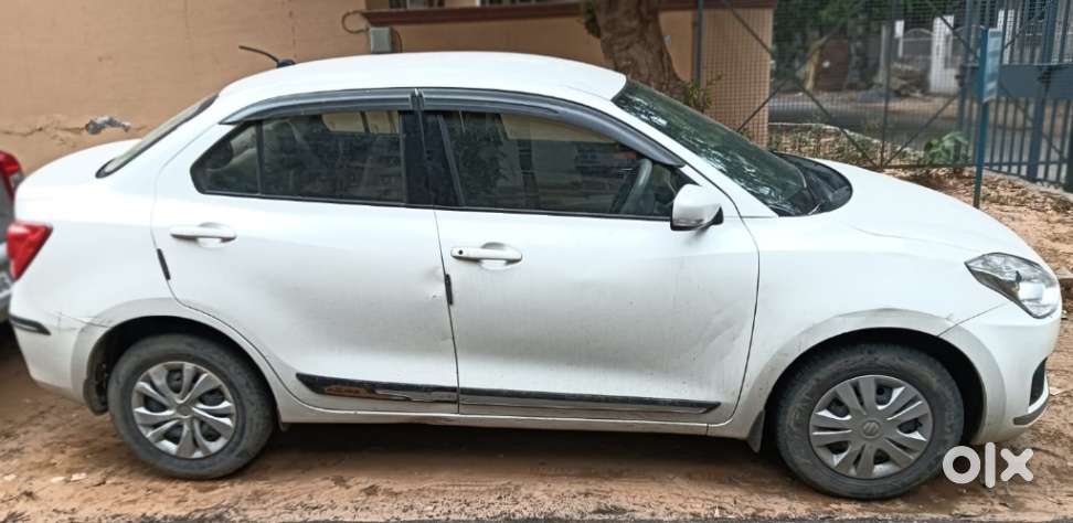 Maruti Suzuki Swift Dzire 1.2 Vxi Bsiv, 2020, Petrol
