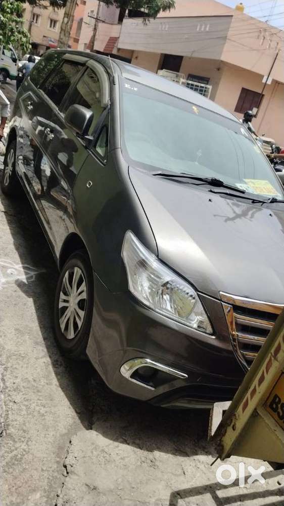 Toyota Innova 2.5 G (diesel) 8 Seater, 2013, Diesel