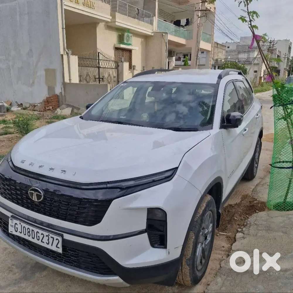 Tata Safari Pure Plus 2024
