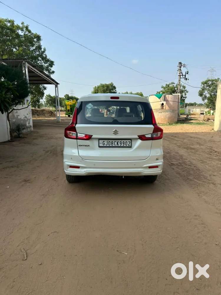 Maruti Suzuki Ertiga 2022 Cng & Hybrids 125000 Km Driven