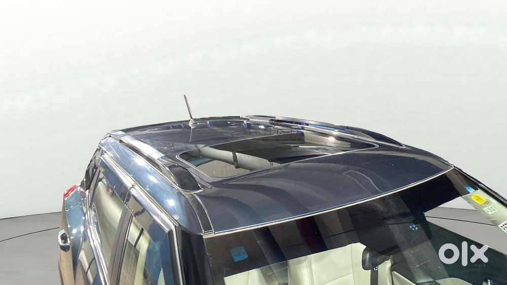 Mahindra Xuv300 W8 Option, 2021, Petrol
