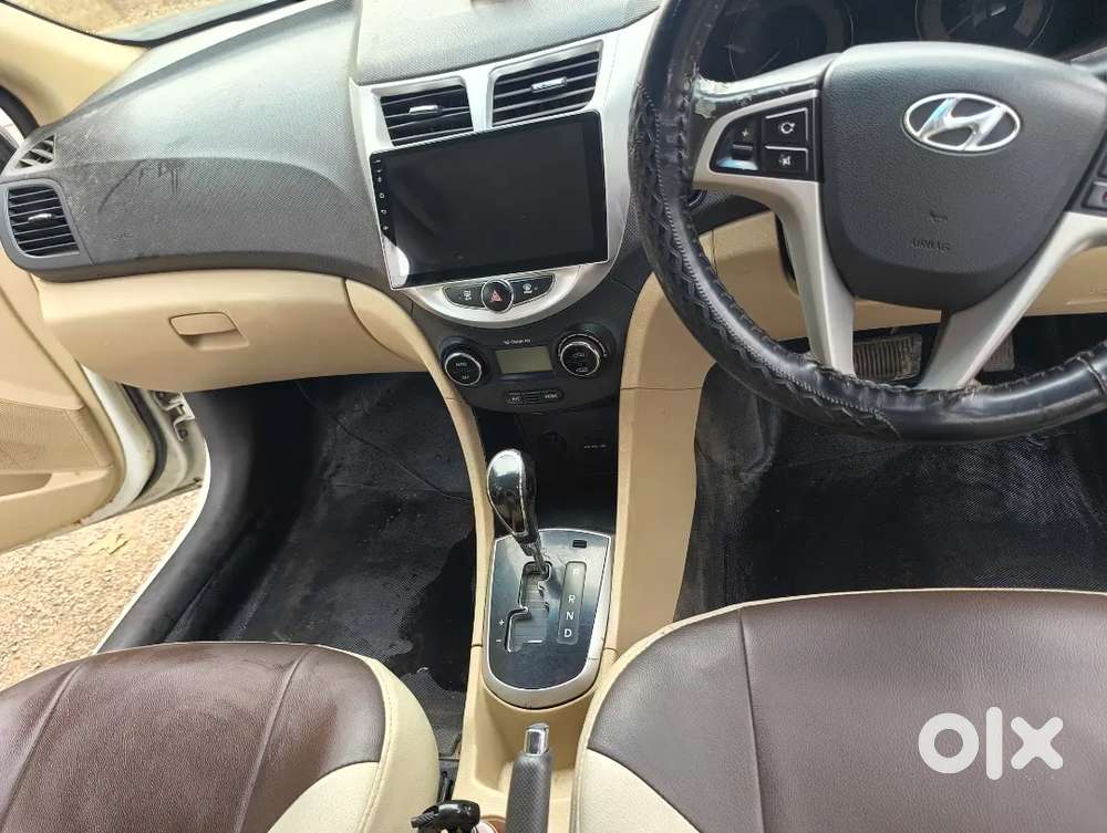 Hyundai Verna 2012 Petrol 150000 Km Driven