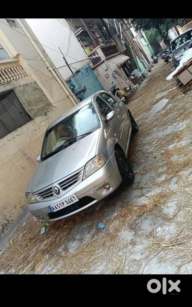 Mahindra Logan Petrol 2009