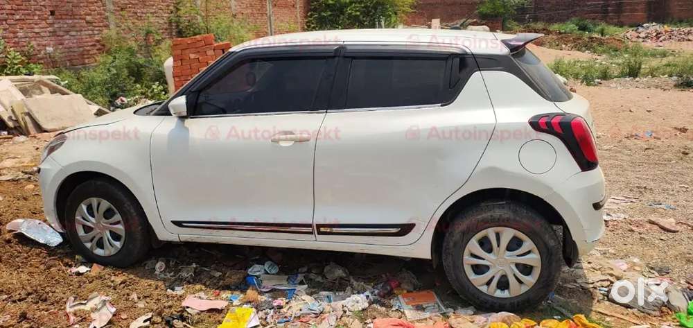 Gadi Akdam Good Condition Me Hai Urgent Pese Ki Jrurt Hai Isliye Bechn