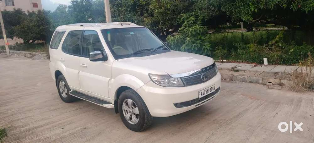 Tata Safari Storme 2014