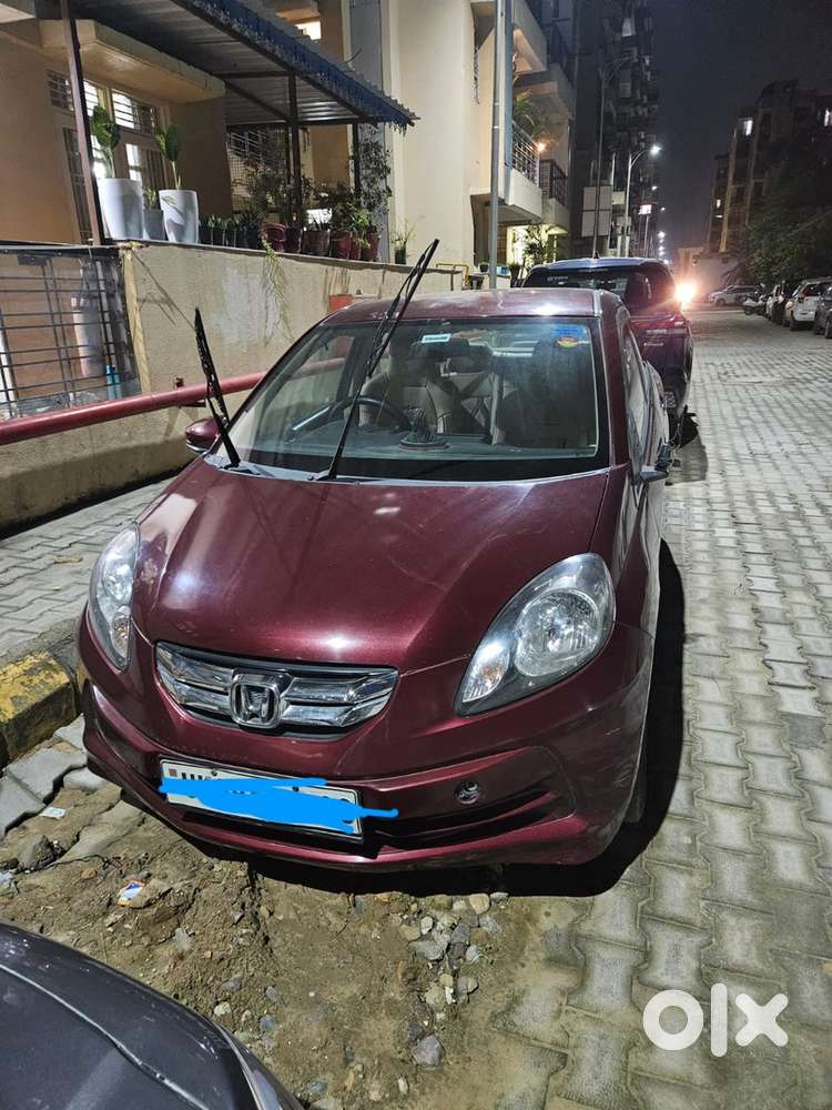 Honda Amaze 2015 Petrol Well Maintained