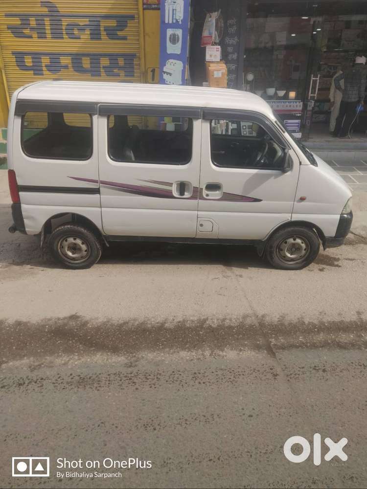 Maruti Suzuki Eeco 2016