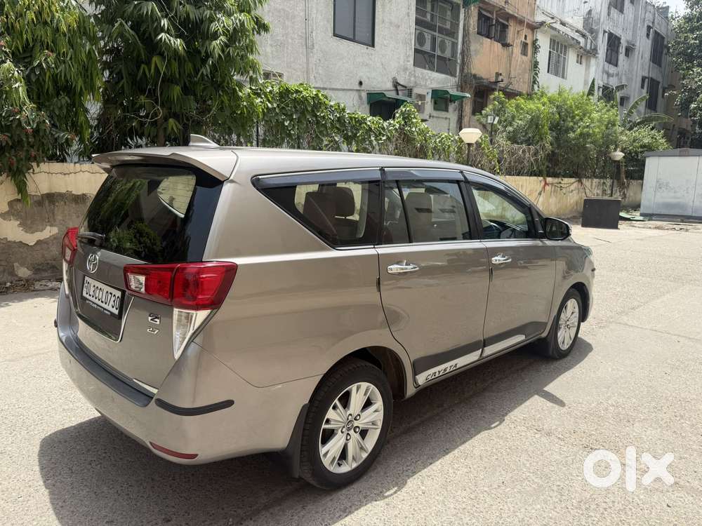 Toyota Innova Crysta [2020-ongoing] 2.7 Zx At 7 Str, 2016, Petrol