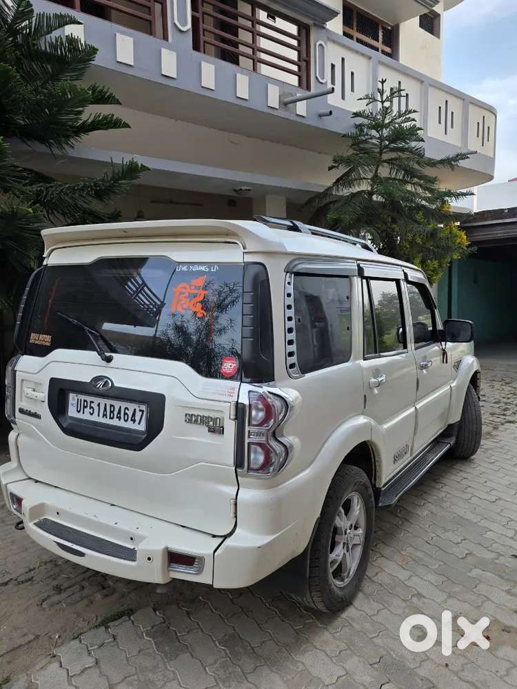 Mahindra Scorpio S8 2.2