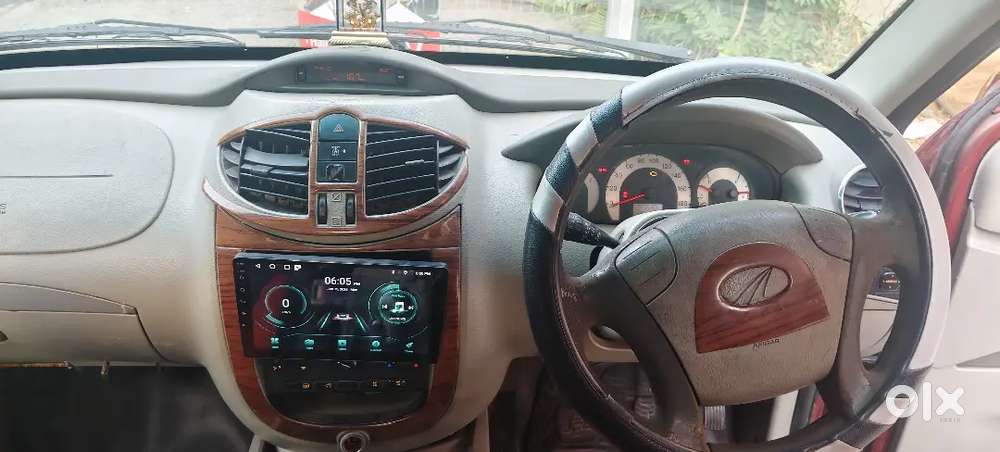 Mahindra Quanto 2012