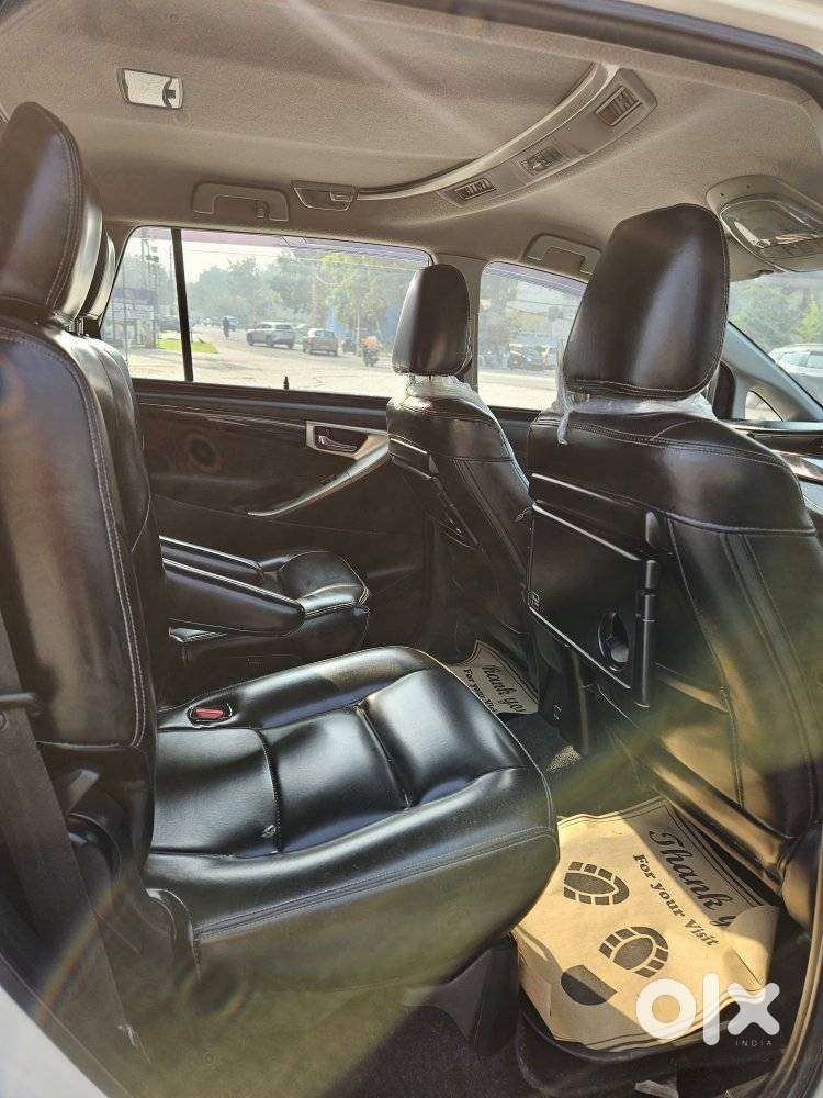 Toyota Innova Crysta 2.4 V, 2019, Diesel