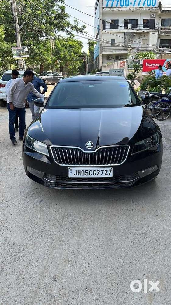 Skoda Superb Petrol 2018