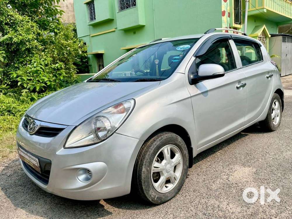 Hyundai I20 Sportz 1.2 Bs-iv, 2011, Petrol