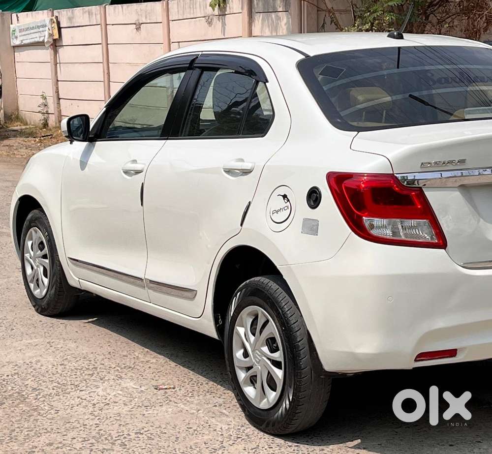 Maruti Suzuki Swift Dzire 1.3 Vxi, 2023, Cng & Hybrids